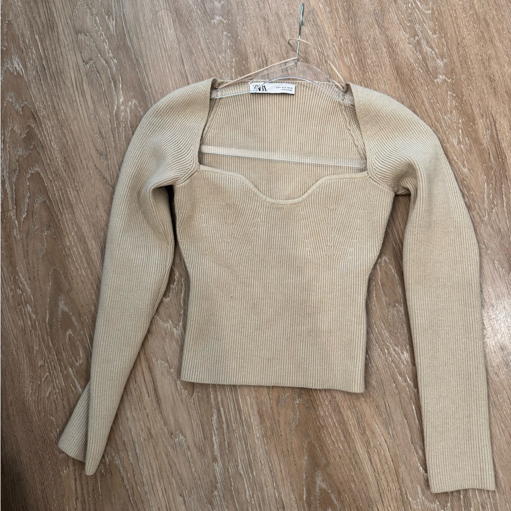 Zara Women's Beige Ribbed Blouse